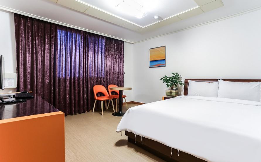 Crystal Motel Gangneung Exterior foto